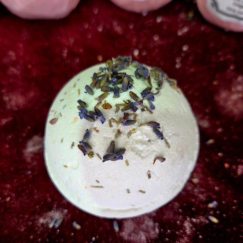 Bomba de Baño Relajante con Sal del Himalaya, Aceite Esencial de Lavanda y Aceite de Jojoba