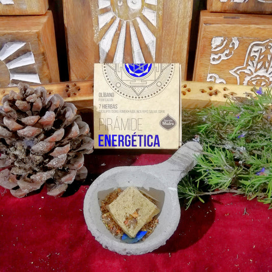 Pirámide Energética 7 Hierbas - Sabiduría / Creatividad / Armonía / Protección / Limpieza / Purificación / Conexión