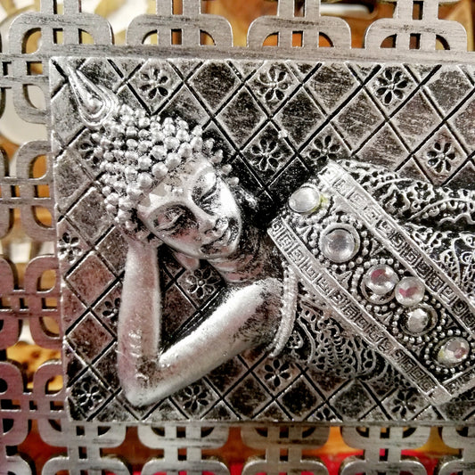 Portavelas Buda Tumbado Plateado