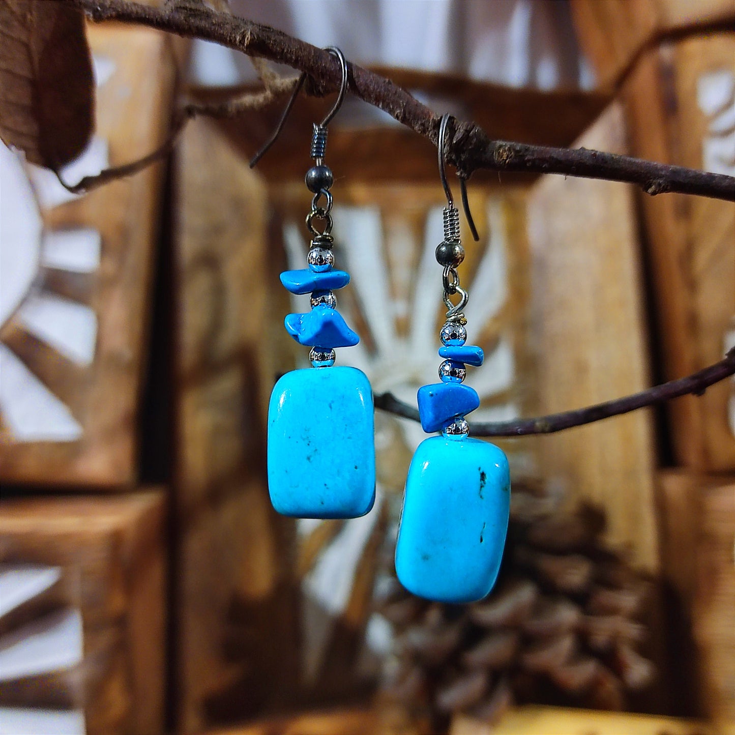 Pendientes Rodado Howlita Turquesa