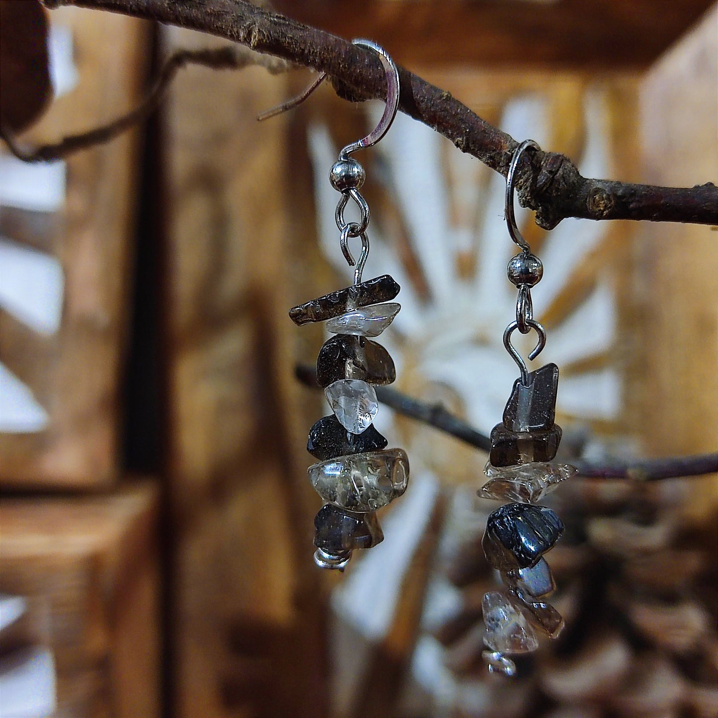 Pendientes Cuarzo Ahumado – Protección, Conexión a Tierra y Equilibrio