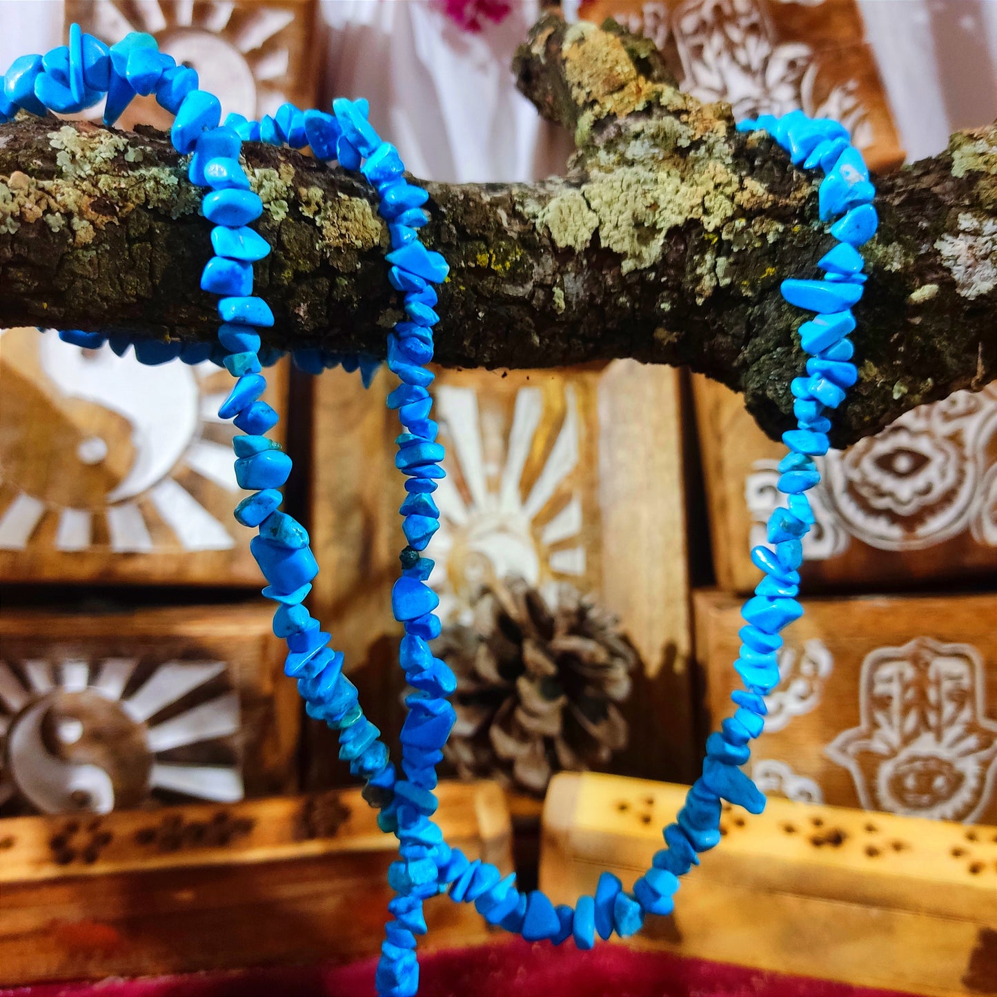 Collar Howlita Turquesa - reduce ansiedad / estrés / insomnio