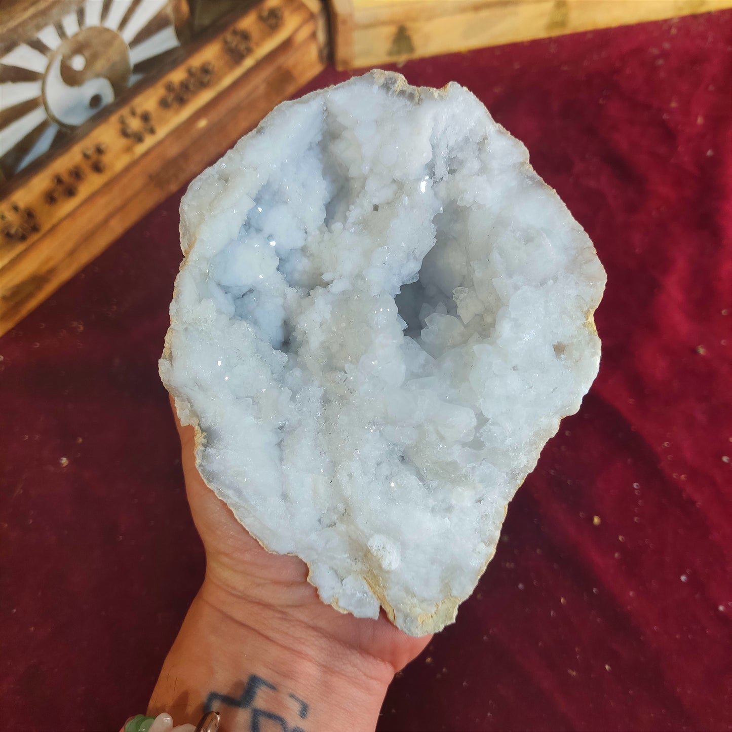 Geoda de Cuarzo Blanco 19 CM