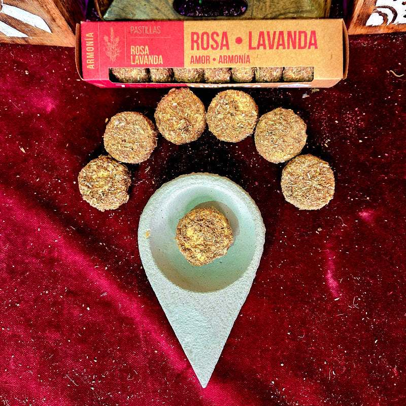 pastilla de Carbon Rosa y Lavanda Ritual de amor, calma y armonia