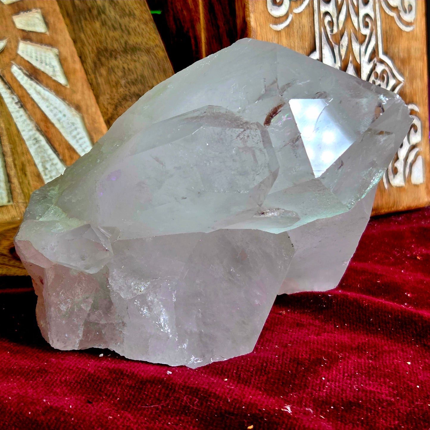 Drusa de Cuarzo Cristal 945g – Amplificador de Energía y Purificación