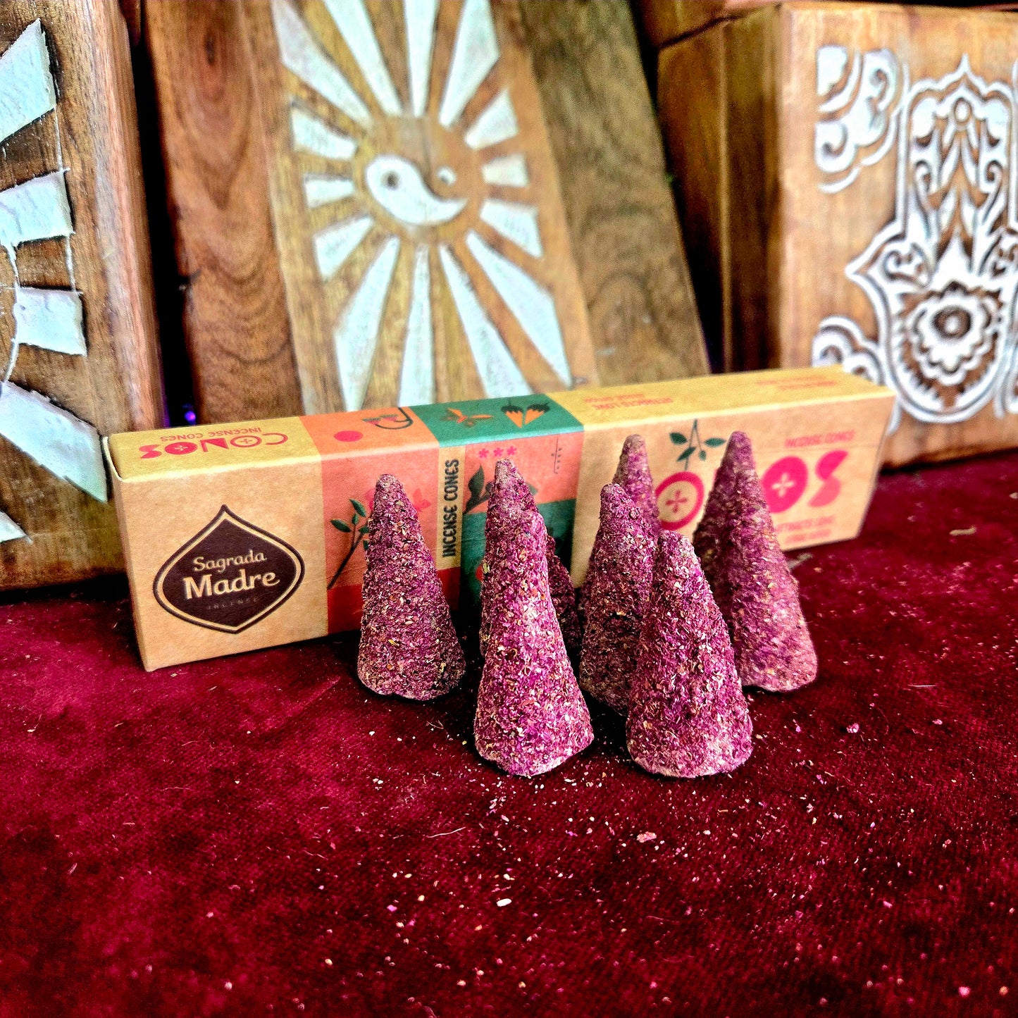 Cono Rosas Sagrada Madre - Amor / Pasión / Unión / Alegría