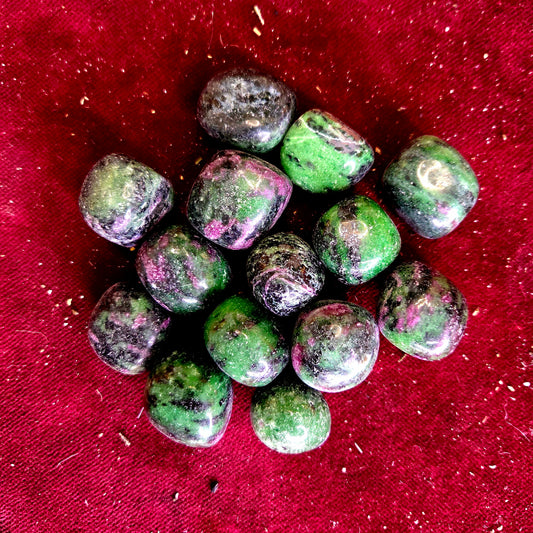 Rodado Rubí Zoisita – Energía Vital, Pasión y Equilibrio Emocional