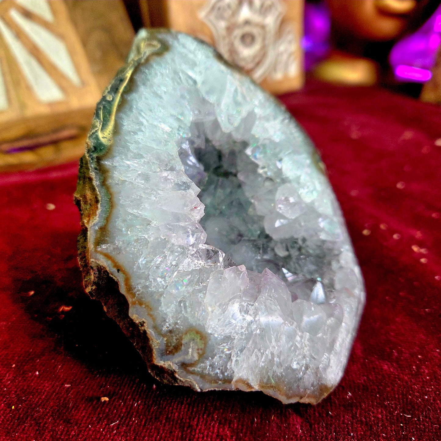 Geoda de Amatista 535g – Calma, Meditación y Equilibrio