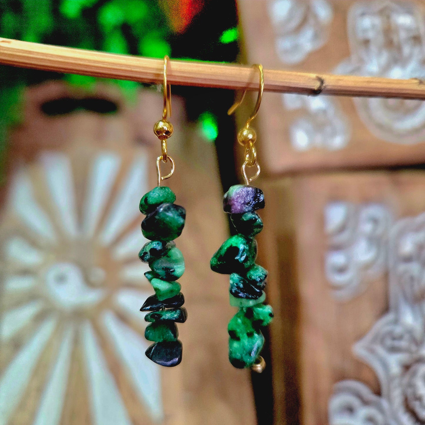 Pendientes Rubí Zoisita – Energía Vital, Pasión y Equilibrio Emocional