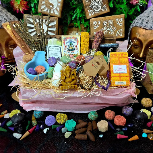 Caja Sorpresa mediana de Inciensos Minerales Cosmetica Natural y Esoterismo para regalo arcania artesania
