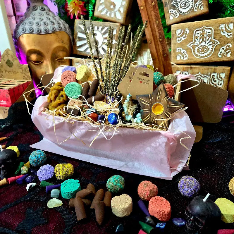 Caja Sorpresa pequena de Inciensos Minerales Cosmetica Natural y Esoterismo para regalo arcania artesania