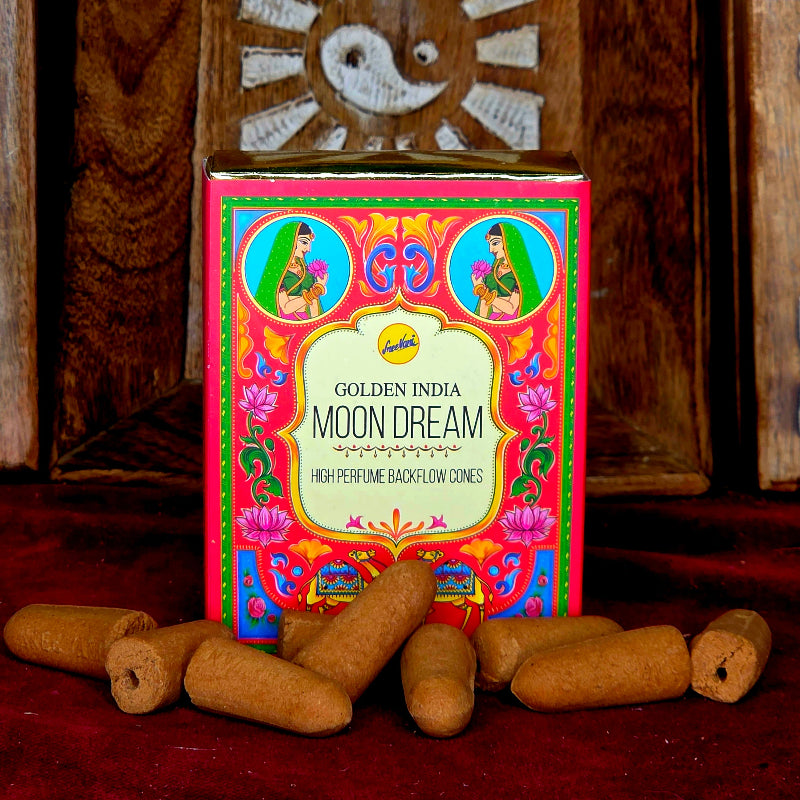 Este aroma está pensado para suavizar la energía del espacio y generar tranquilidad. Ideal para meditación, lectura o momentos de descanso nocturno.