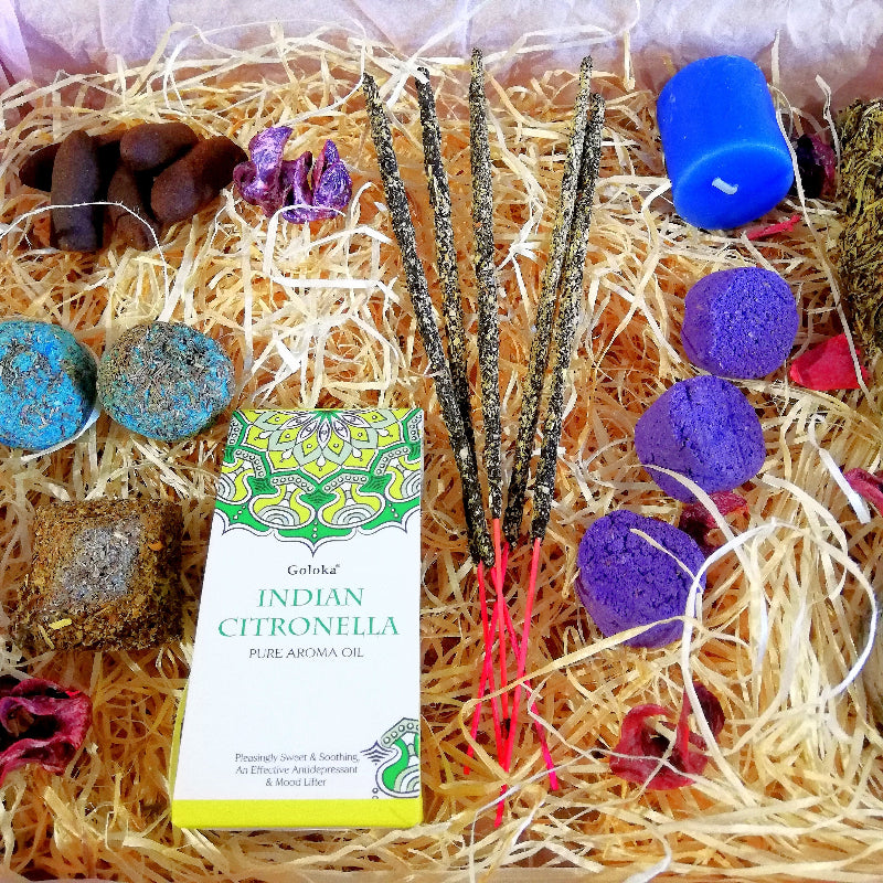 Kit ritual de inciensos para elevar tu energía, meditar, conectar con tu intuición y fortalecer la conexión espiritual en tu hogar o ritual personal.