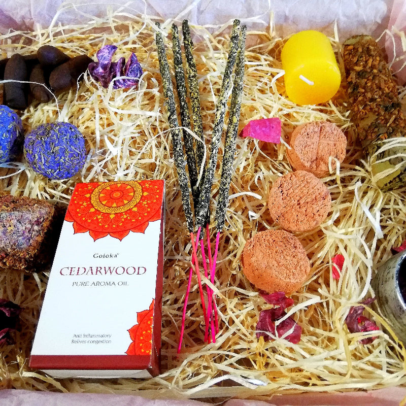 Kit ritual de inciensos para atraer amor, despertar la pasión, fortalecer relaciones y potenciar la energía romántica en tu hogar o ritual personal.