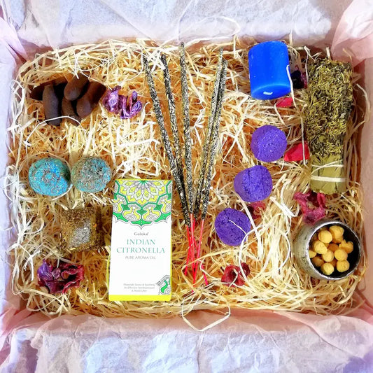 Kit ritual de inciensos para elevar tu energía, meditar, conectar con tu intuición y fortalecer la conexión espiritual en tu hogar o ritual personal. Con aromas y hierbas naturales, arcania artesania.