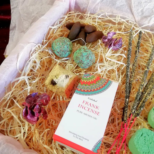 Kit ritual de inciensos para limpiar energías negativas, purificar espacios, renovar vibraciones y aportar claridad, paz y armonía. Con aromas y hierbas naturales, arcania artesania.