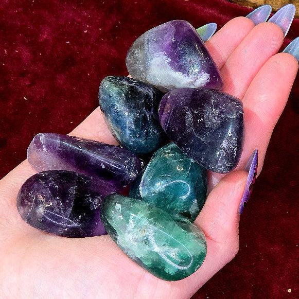Rodado Fluorita – Claridad Mental, Equilibrio, Protección Energética