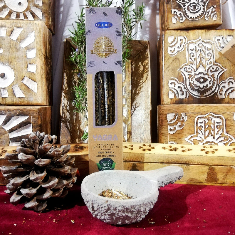 Incienso natural de Yagra aroma suave y cítrico que atrae abundancia, prosperidad éxito. Aroma estimulante y equilibrante para rituales, meditación y bienestar personal