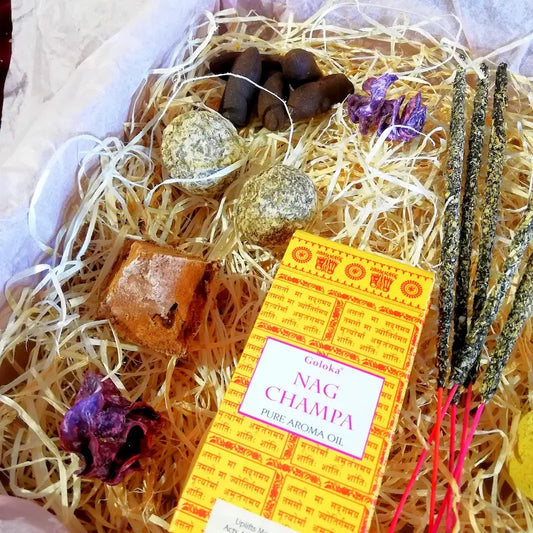 Kit ritual con inciensos para ayudarte a activar tu mente, ordenar tus pensamientos, mejorar la concentración, claridad y enfoque durante estudio o trabajo. Con aromas y hierbas naturales, arcania artesania.
