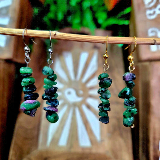 Pendientes Rubí Zoisita  – Energía Vital, Pasión y Equilibrio Emocional