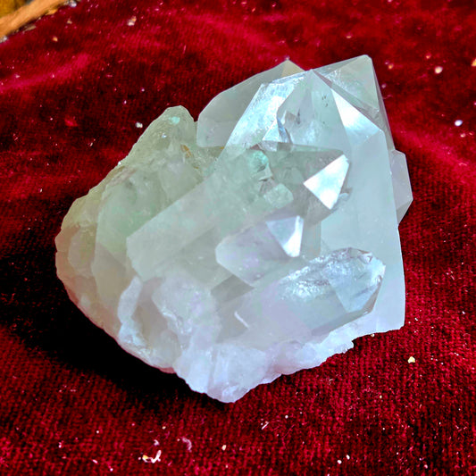 Drusa de Cuarzo Cristal 226g – Amplificador de Energía y Purificación