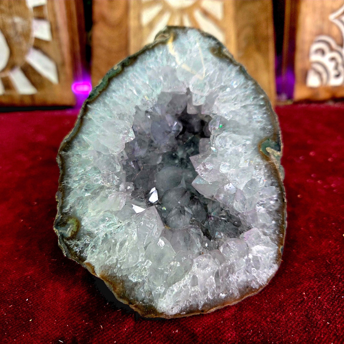 Geoda de Amatista 535g – Calma, Meditación y Equilibrio