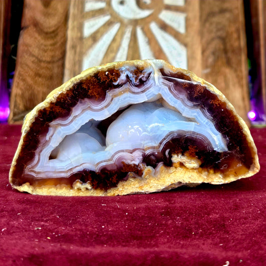 Geoda de Ágata 270g – Equilibrio, Protección y Armonía Emocional