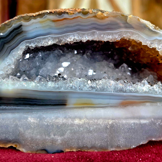 Geoda de Ágata 171g – Equilibrio, Protección y Armonía Emocional