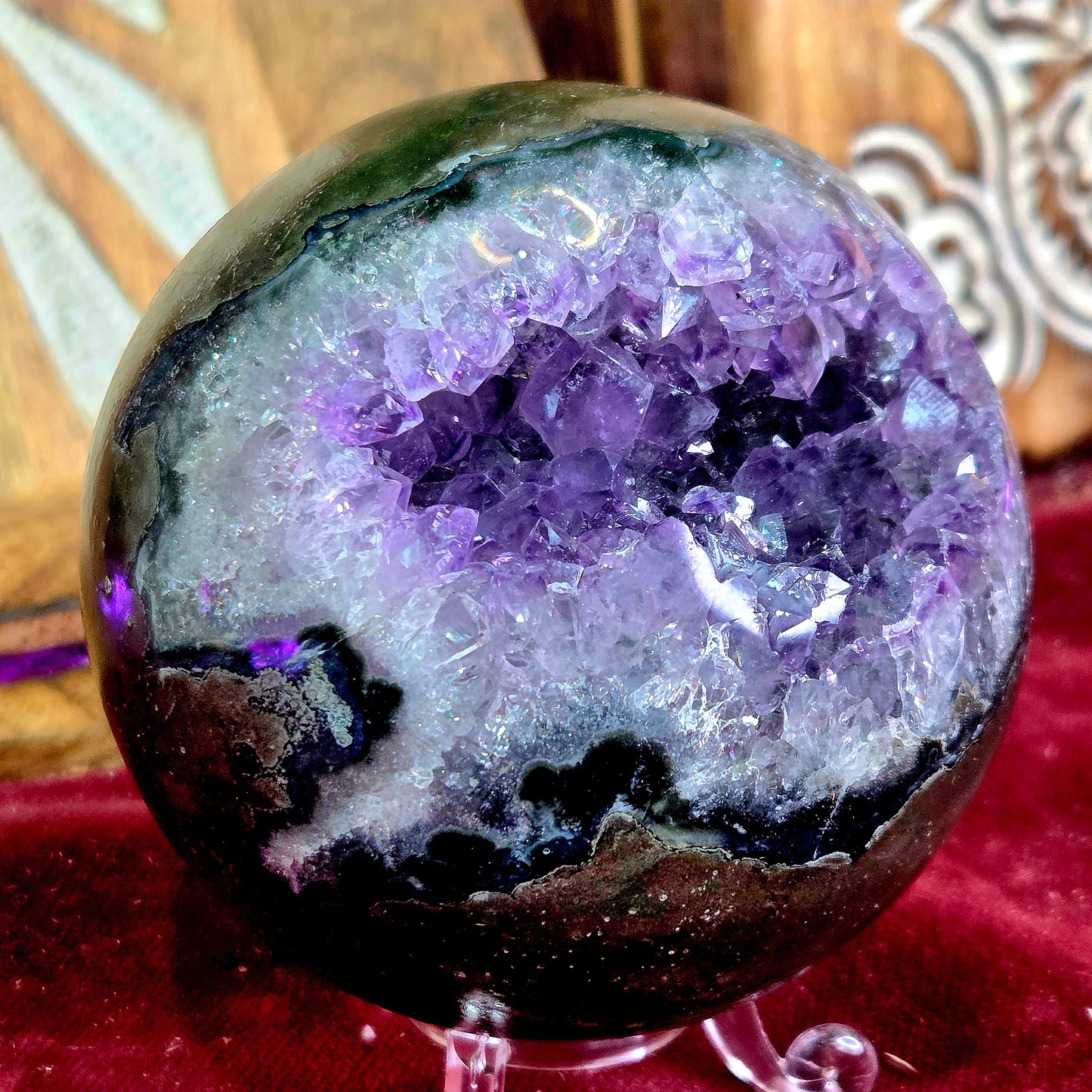 Esfera de Amatista 651g – Calma, Meditación y Equilibrio