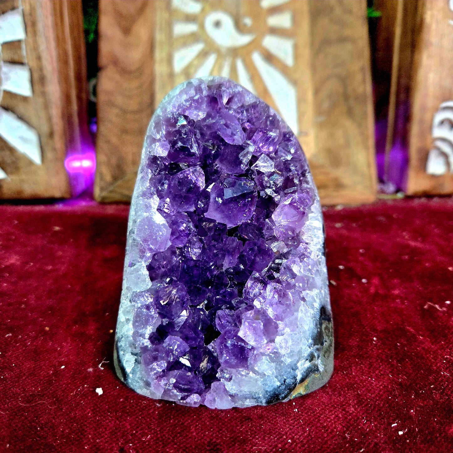 Drusa de Amatista Calidad Extra con base 566g – Calma, Meditación y Equilibrio