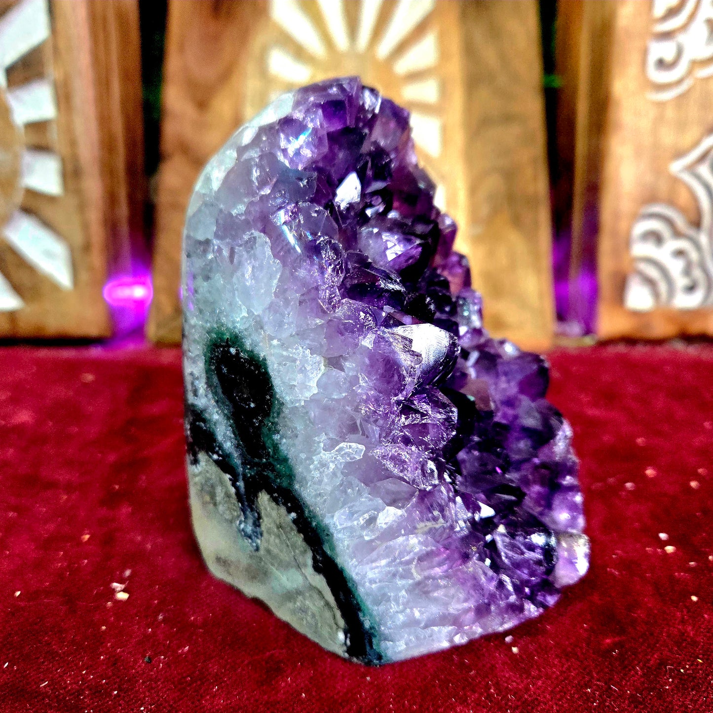 Drusa de Amatista Calidad Extra con base 671g – Calma, Meditación y Equilibrio