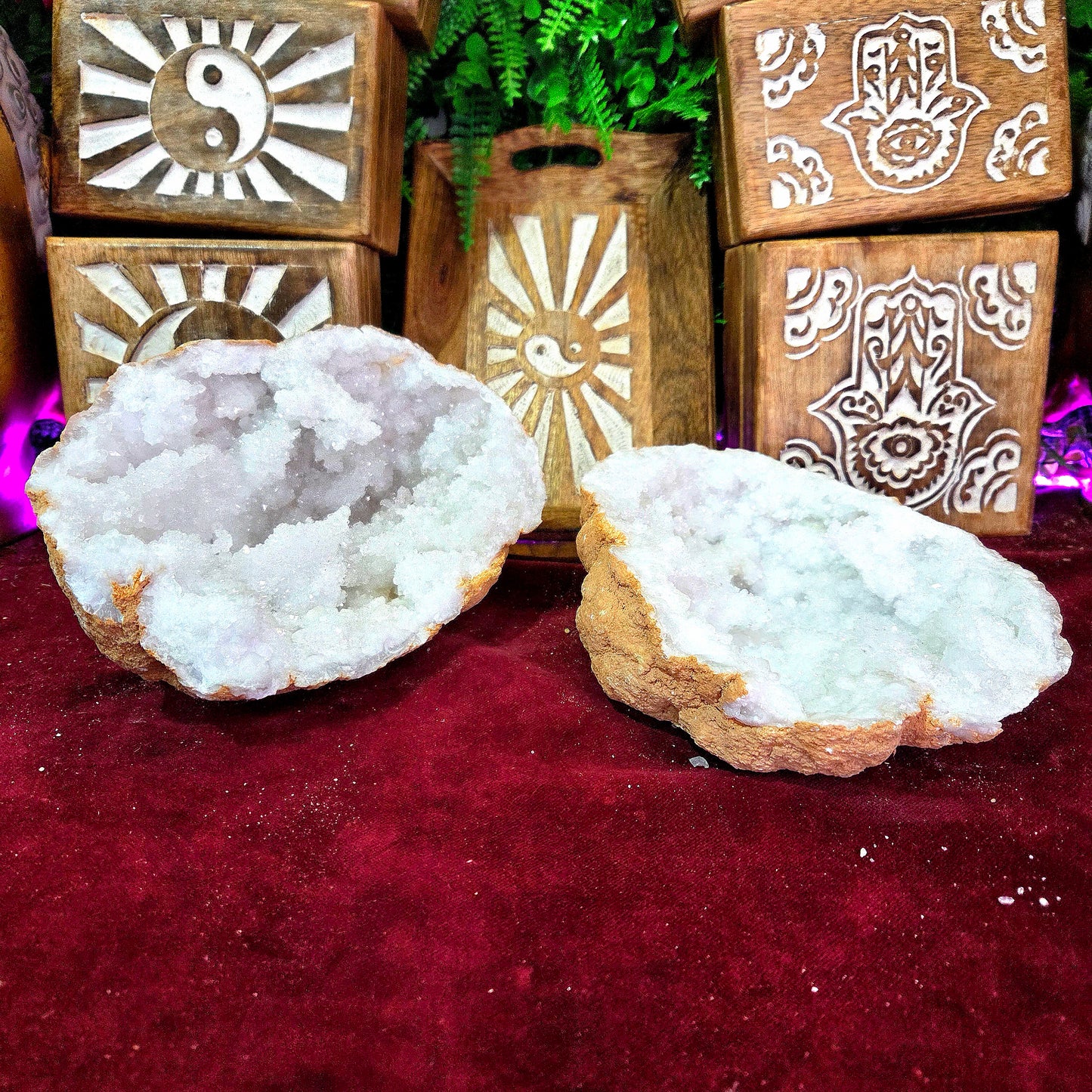 Geoda de Cuarzo Blanco 19.5 CM 2.588 kg