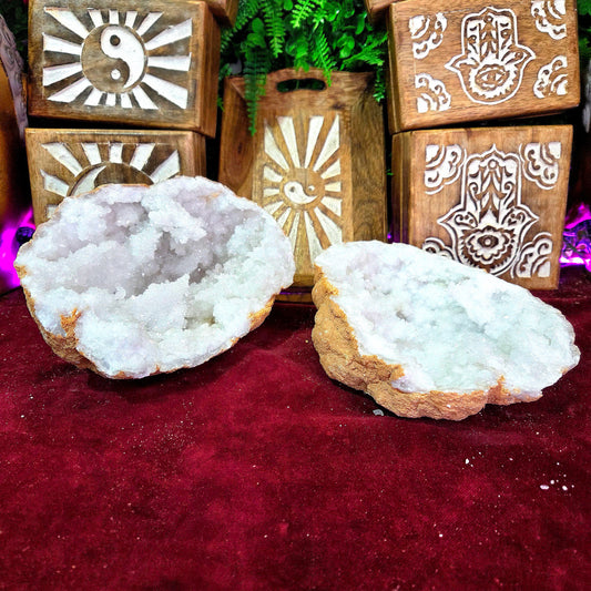 Geoda de Cuarzo Blanco 19.5 CM 2.588 kg