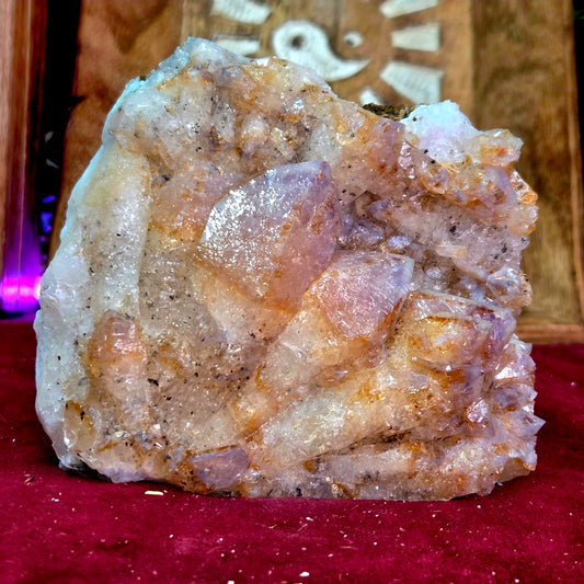 Drusa de Citrino con base 420g – Energía Positiva, Abundancia y Vitalidad