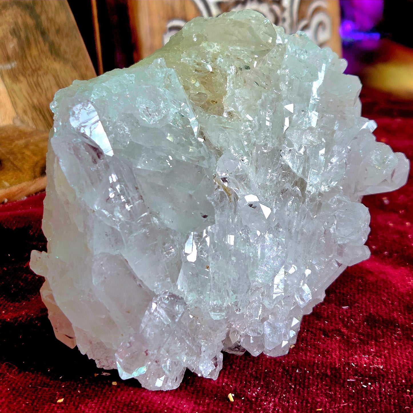 Drusa de Cuarzo Cristal 712g – Amplificador de Energía y Purificación