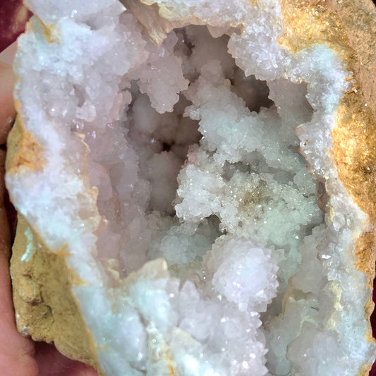 Geoda de Cuarzo Blanco 20CM 2,832 kg