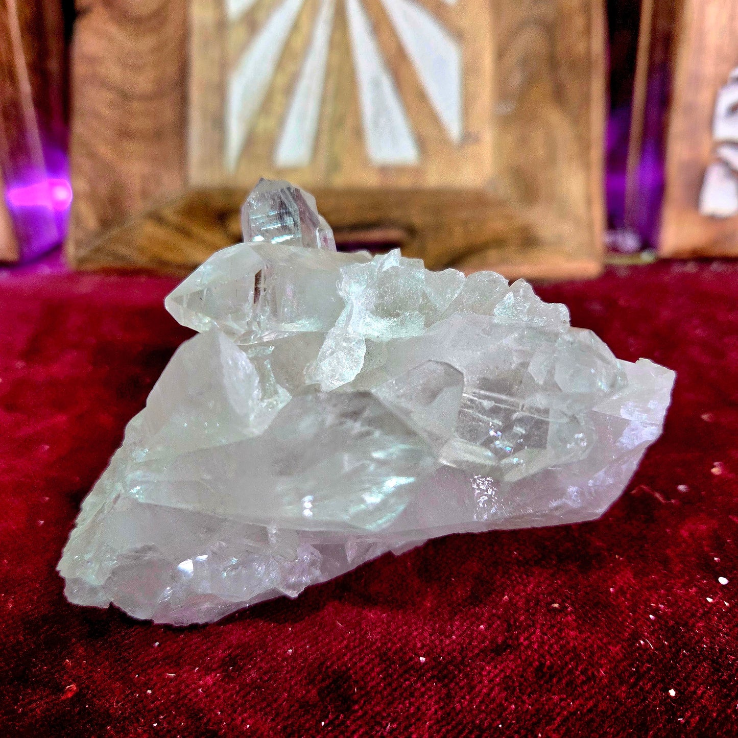 Drusa de Cuarzo Cristal 259g – Amplificador de Energía y Purificación