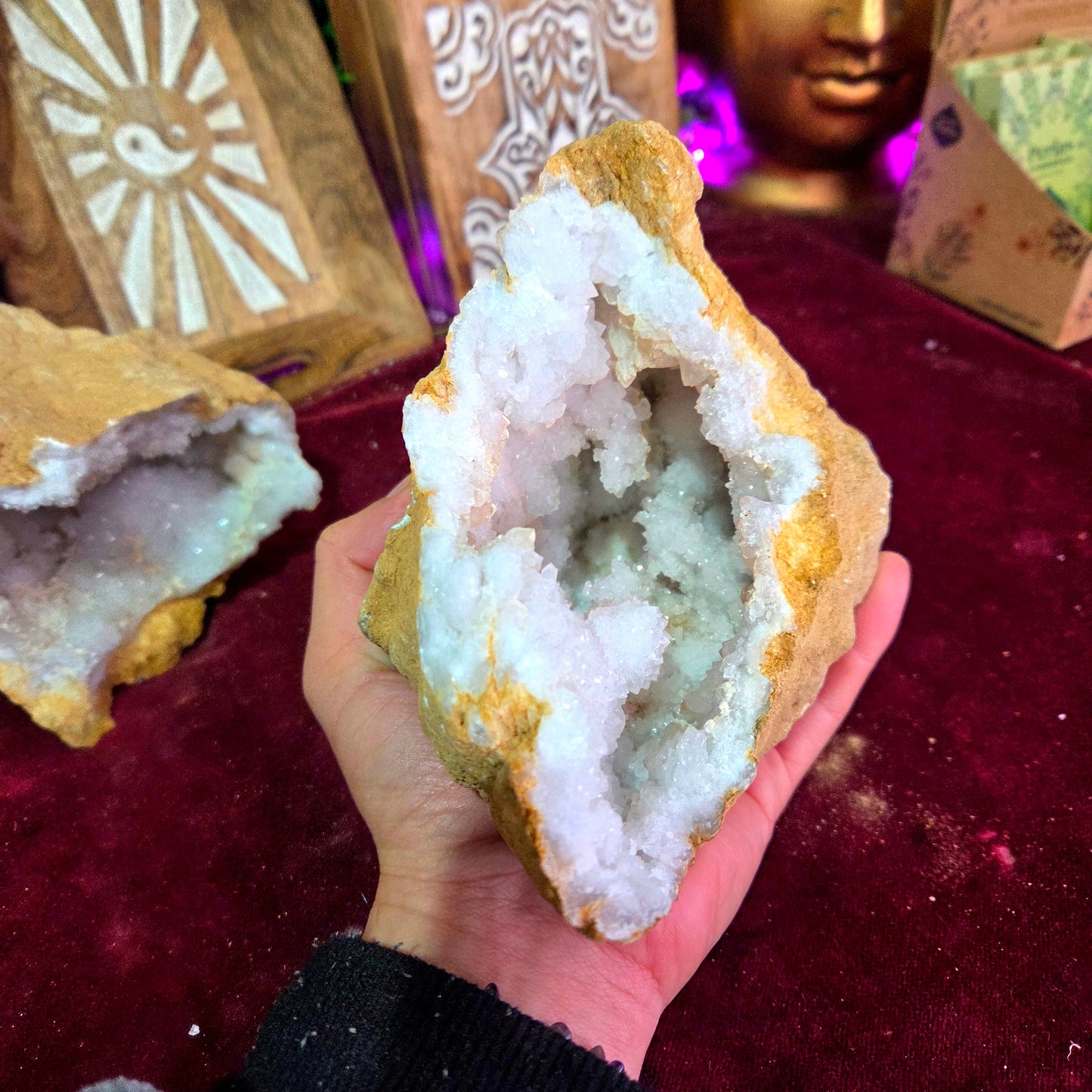 Geoda de Cuarzo Blanco 20CM 2,832 kg