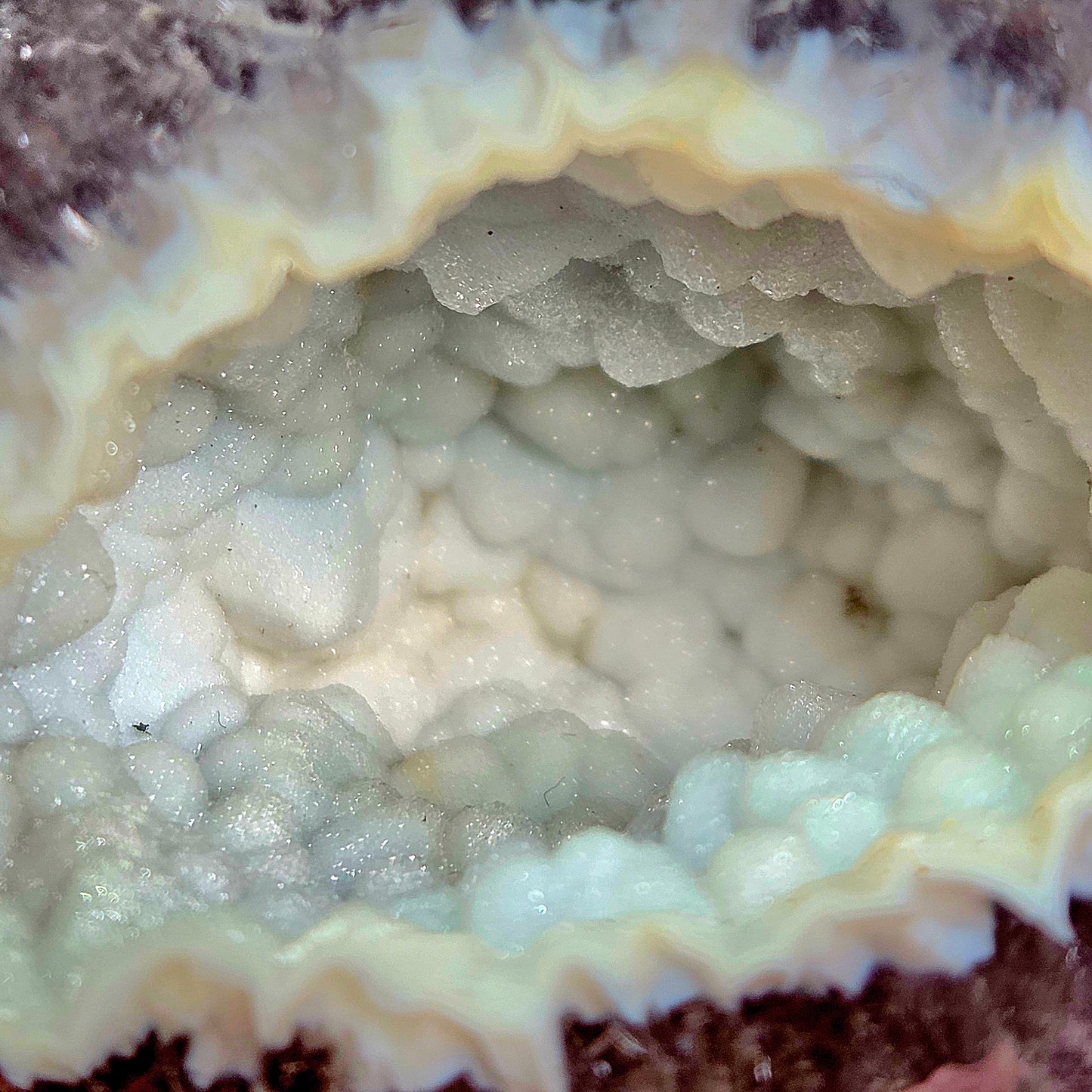 Geoda de Ágata 155g – Equilibrio, Protección y Armonía Emocional