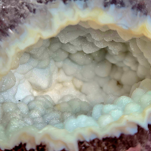 Geoda de Ágata 155g – Equilibrio, Protección y Armonía Emocional