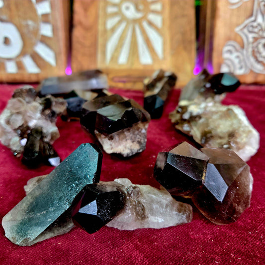 Drusa de Cuarzo ahumado Grande 100/150g – Protección / Prosperidad / Concentración