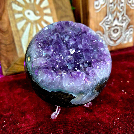 Esfera de Amatista 871g – Calma, Meditación y Equilibrio