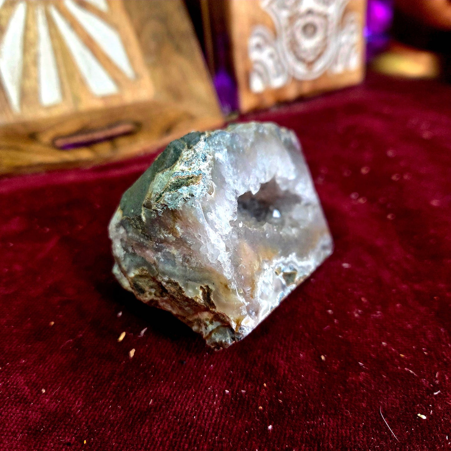 Geoda de Amatista 361g – Calma, Meditación y Equilibrio