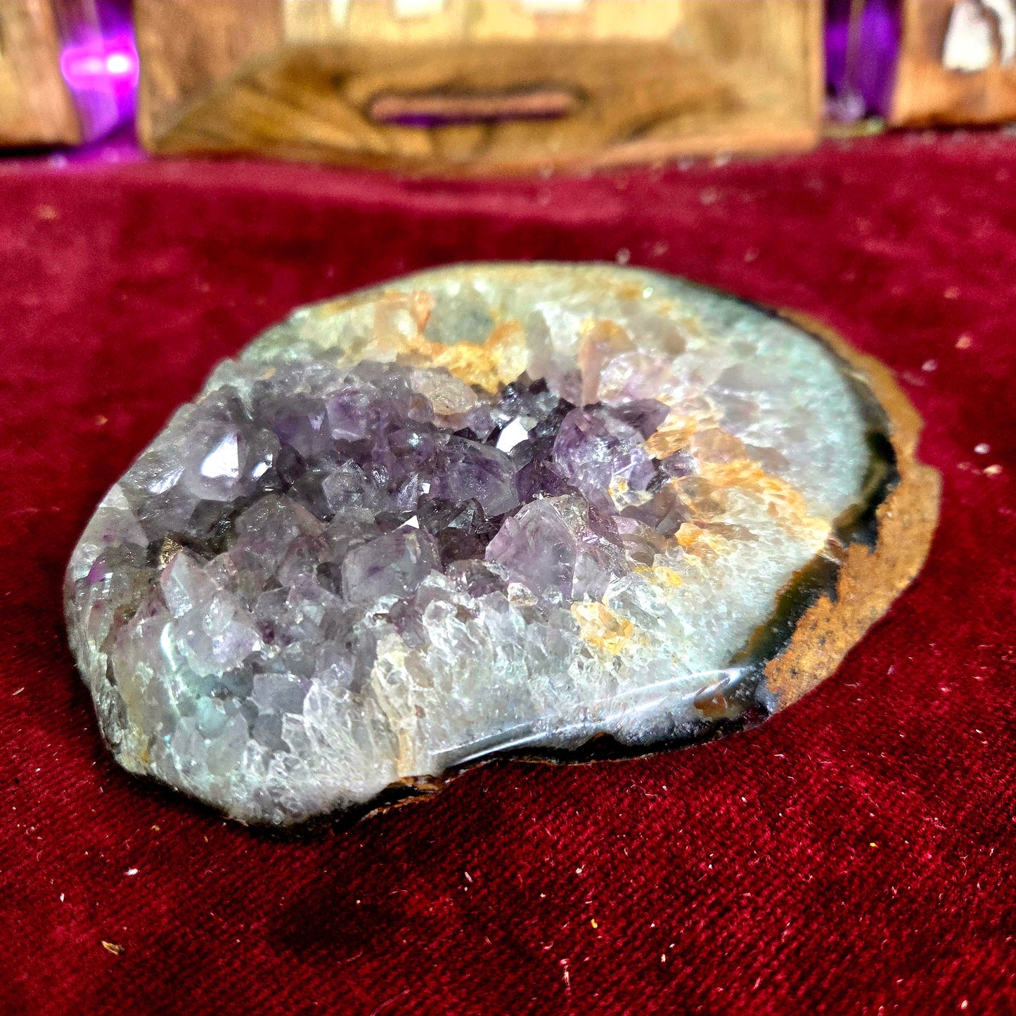 Geoda de Amatista 352g – Calma, Meditación y Equilibrio