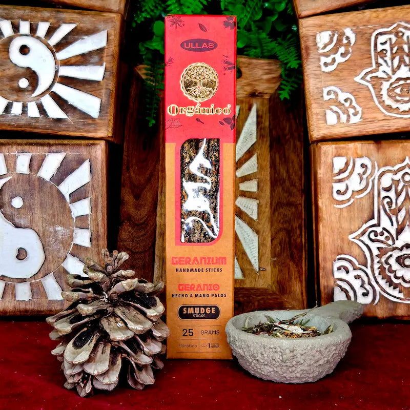 varillas de Incienso natural Geranio que equilibra emociones, potencia la energía femenina y purifica el ambiente. Aroma floral natural para bienestar integral. hecho a mano arcania artesanía