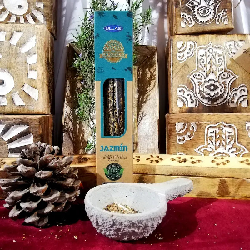 varillas de Incienso natural Jazmín aroma floral, dulce y envolvente, relaja, mejora el ánimo, concentración y armoniza emociones. Aroma ideal para rituales y meditación. hecho a mano, arcania artesania