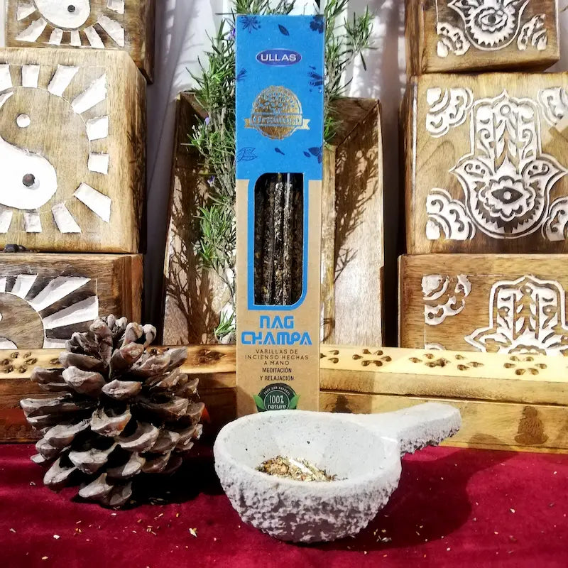 Incienso natural Nag Champa aroma exótico, dulce almizclado que fomenta la conexión espiritual, concentración y relajación. Aroma ideal para rituales, meditación, hecho a mano , arcania artesanía